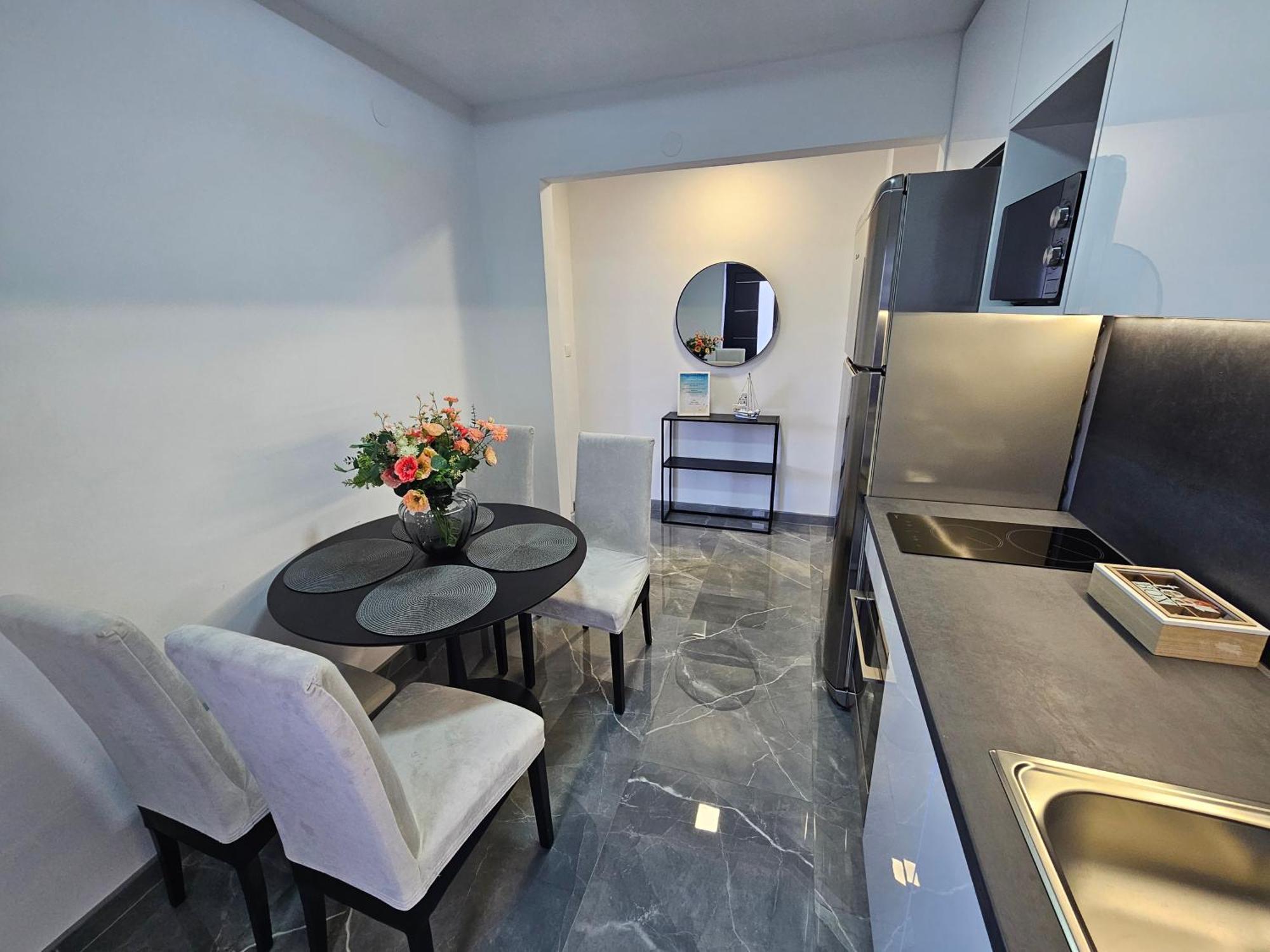 Apartmani Matija Makarska Buitenkant foto